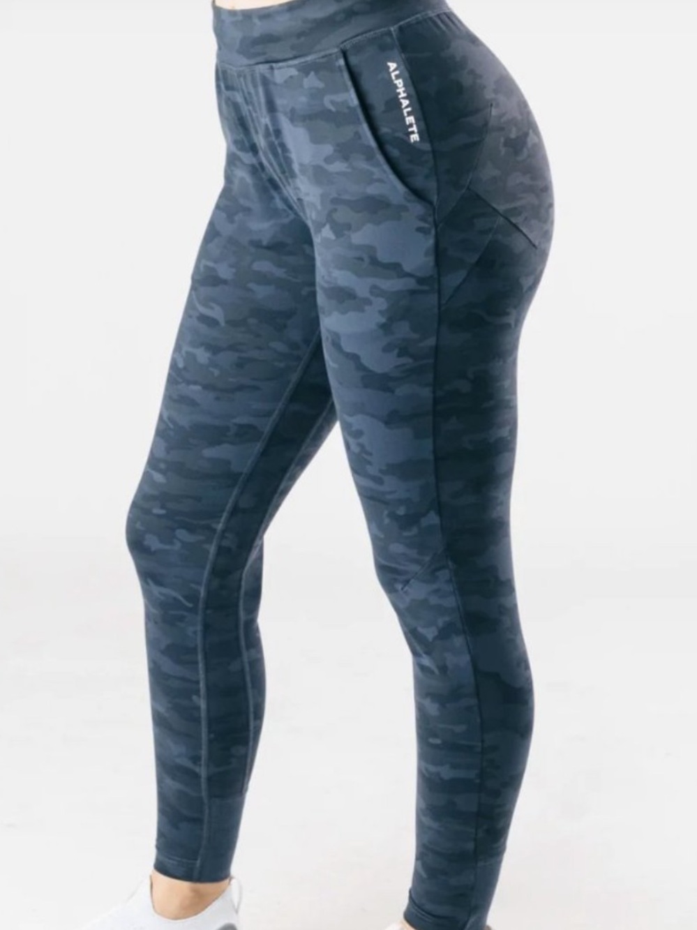 NEW Alphalete Pro Elite - Navy Camo Performance Joggers - M